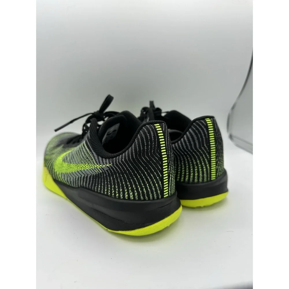 Nike KB Mentality 2 Mens Size 7.5 US Black Volt - Black Green‎ Great condition